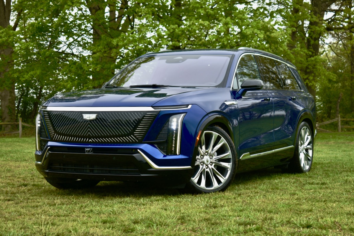 CarGurus tweet media