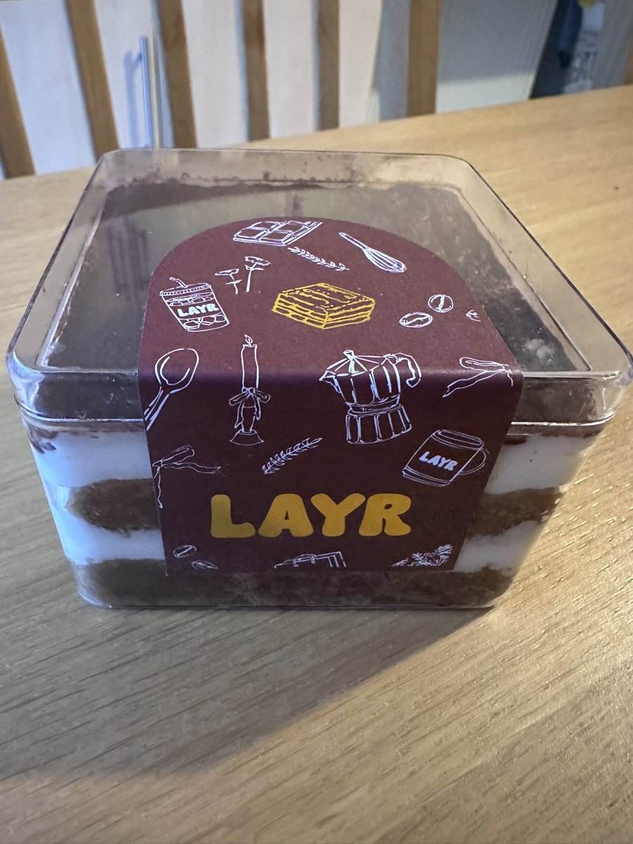 elainew33's tweet photo. Well this was pretty special 😍

Hunted around Manchester to find a wee hatch that sells freshly made tiramisu. The queue was worth it for original and  pistachio goodness 💜

#ShopSmallBusiness  #Layr https://t.co/05BtpVRaHn