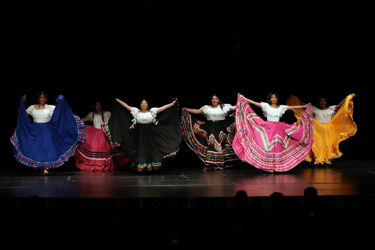 District 214 tweet media