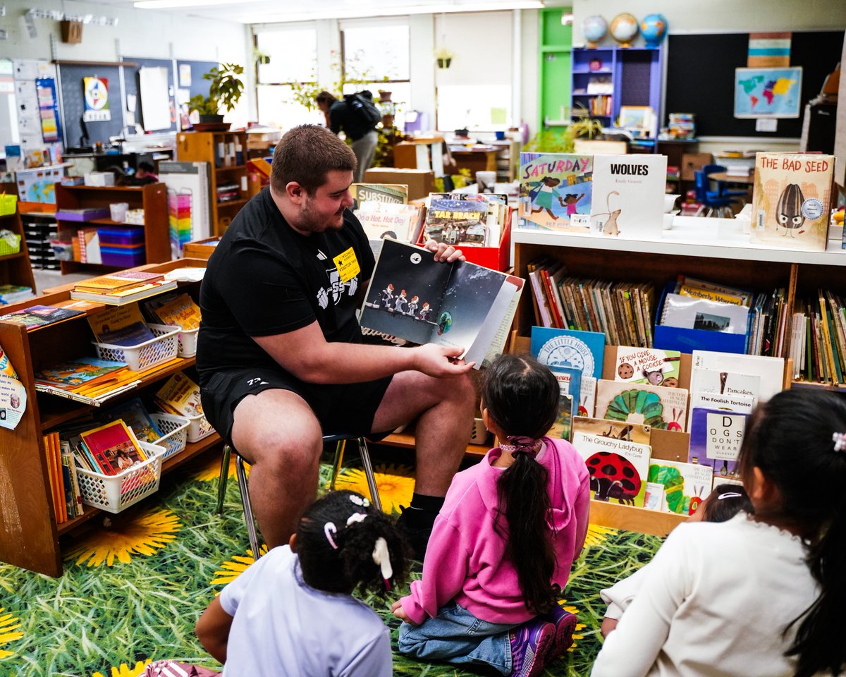 UMass Athletics tweet media