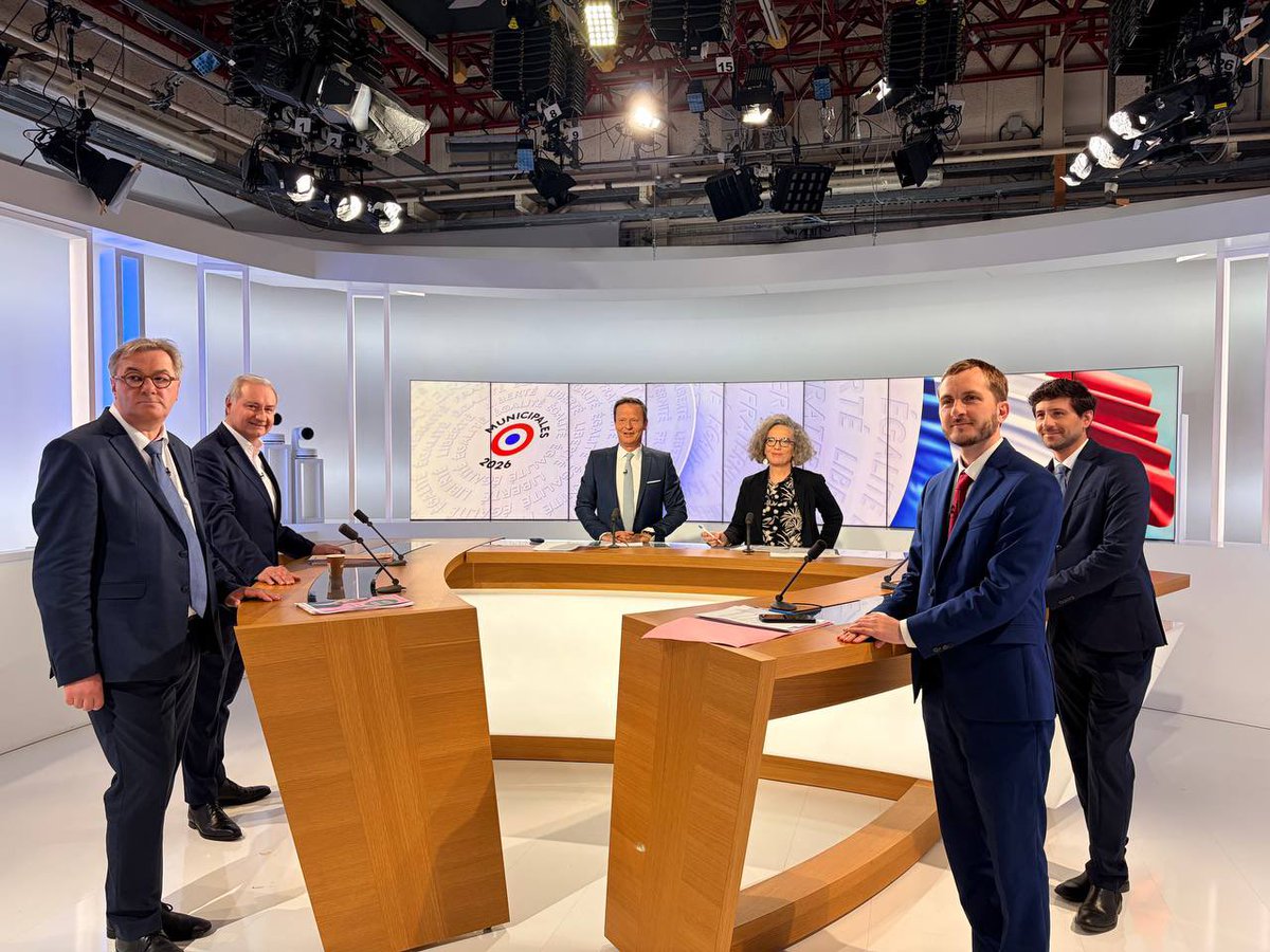 C’est un <a href="/FraPiquemal/">François Piquemal</a> de très haut niveau qu’on a vu ce soir 🔥

Clair et reponsable sur l’union, précis sur les sujets traités, il aura montré qu’il a le sens du devoir et la force de conviction nécessaires pour être le prochain maire de Toulouse 💜

#France3
#PiquemalCapitole