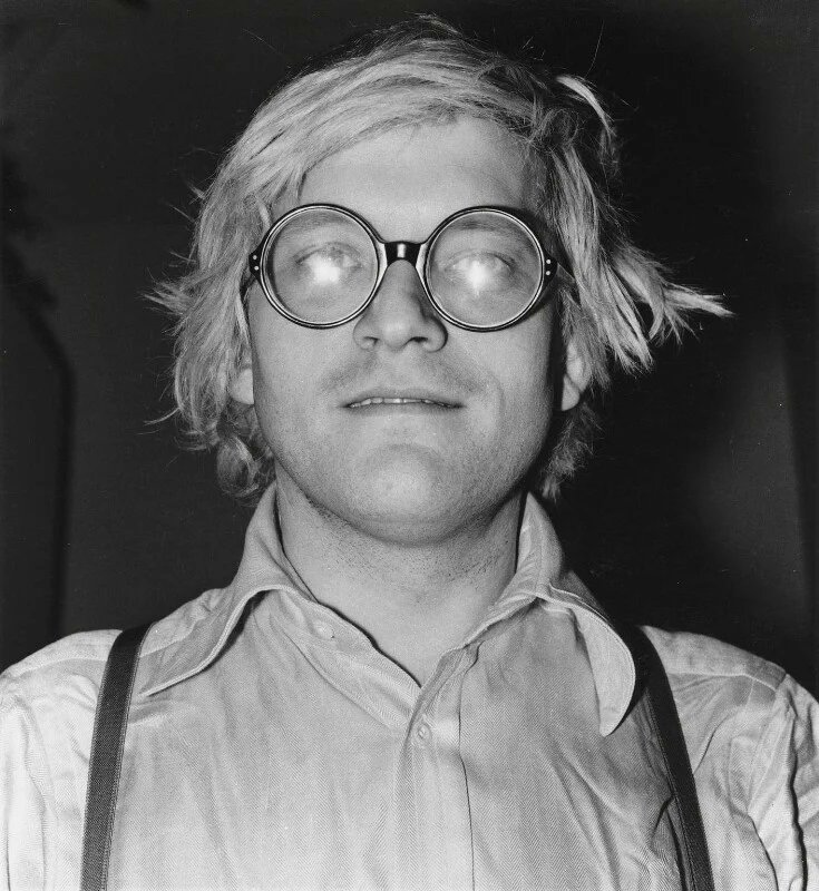 Interface gallery tweet media