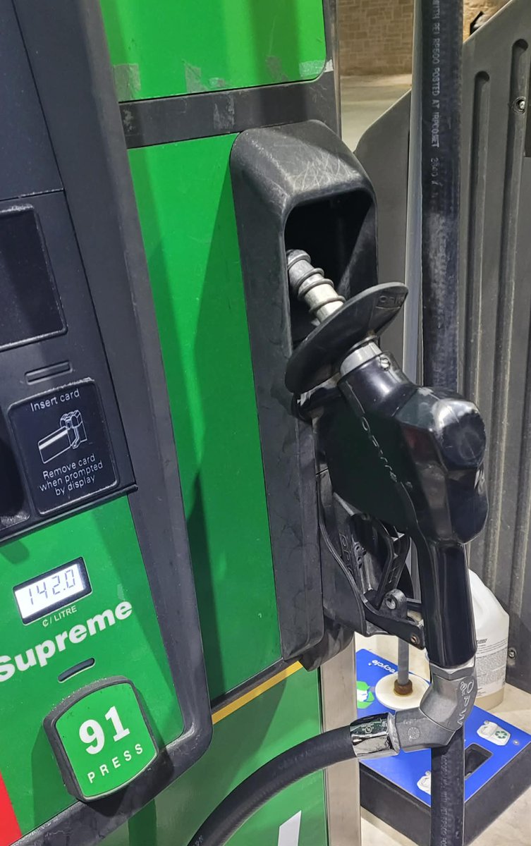 YourHalifaxNow's tweet photo. Get ready for another huge spike in #gas prices tonight with the interrupter clause, it’s going up 9.3 cents a litre at midnight. It'll be over $1.62 a litre in most areas. Diesel won’t change, see more on our site. 👆⛽ -@IanRobinsonPA 

https://t.co/BYJqzzRG0k https://t.co/kXzJ0SK7nG
