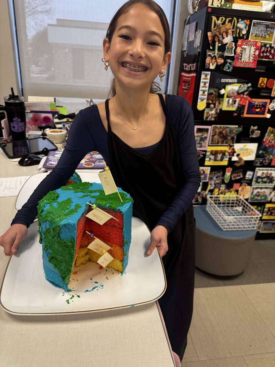 Ashley Pondrom tweet media