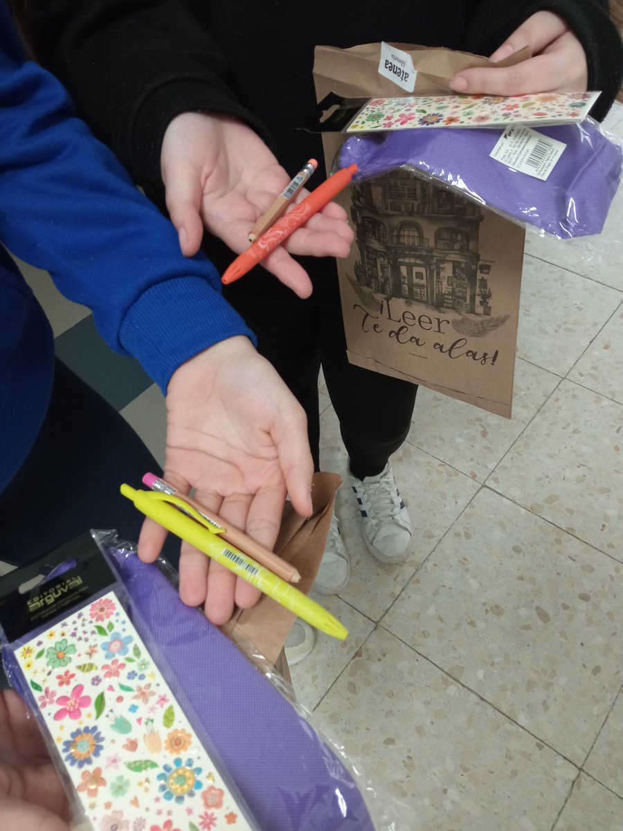 IES SUÁREZ DE FIGUEROA tweet media