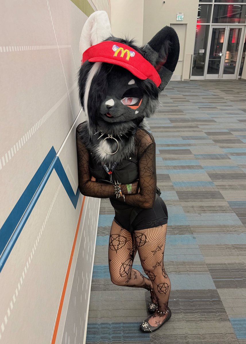 ♡︎ sammii.exe ♡︎ tweet media