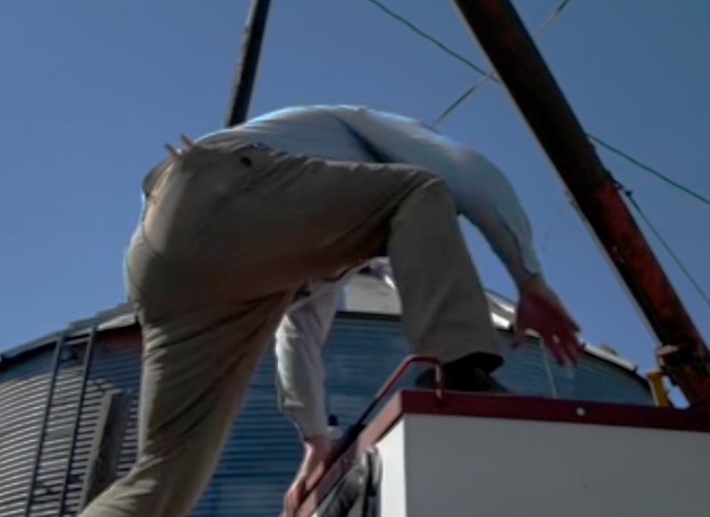 Markelbaz tweet media