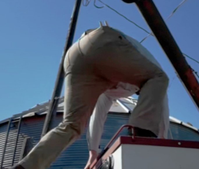 Markelbaz tweet media