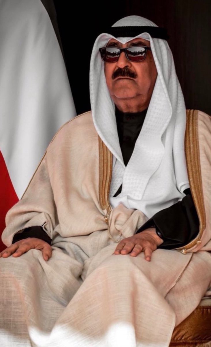 malhajeri07's tweet photo. يا بعد من نسف بشته على كتوفه … 

#سمعا_وطاعه 
#مشعل_الأحمد_الجابر_الصباح https://t.co/K7keG0M9Gk