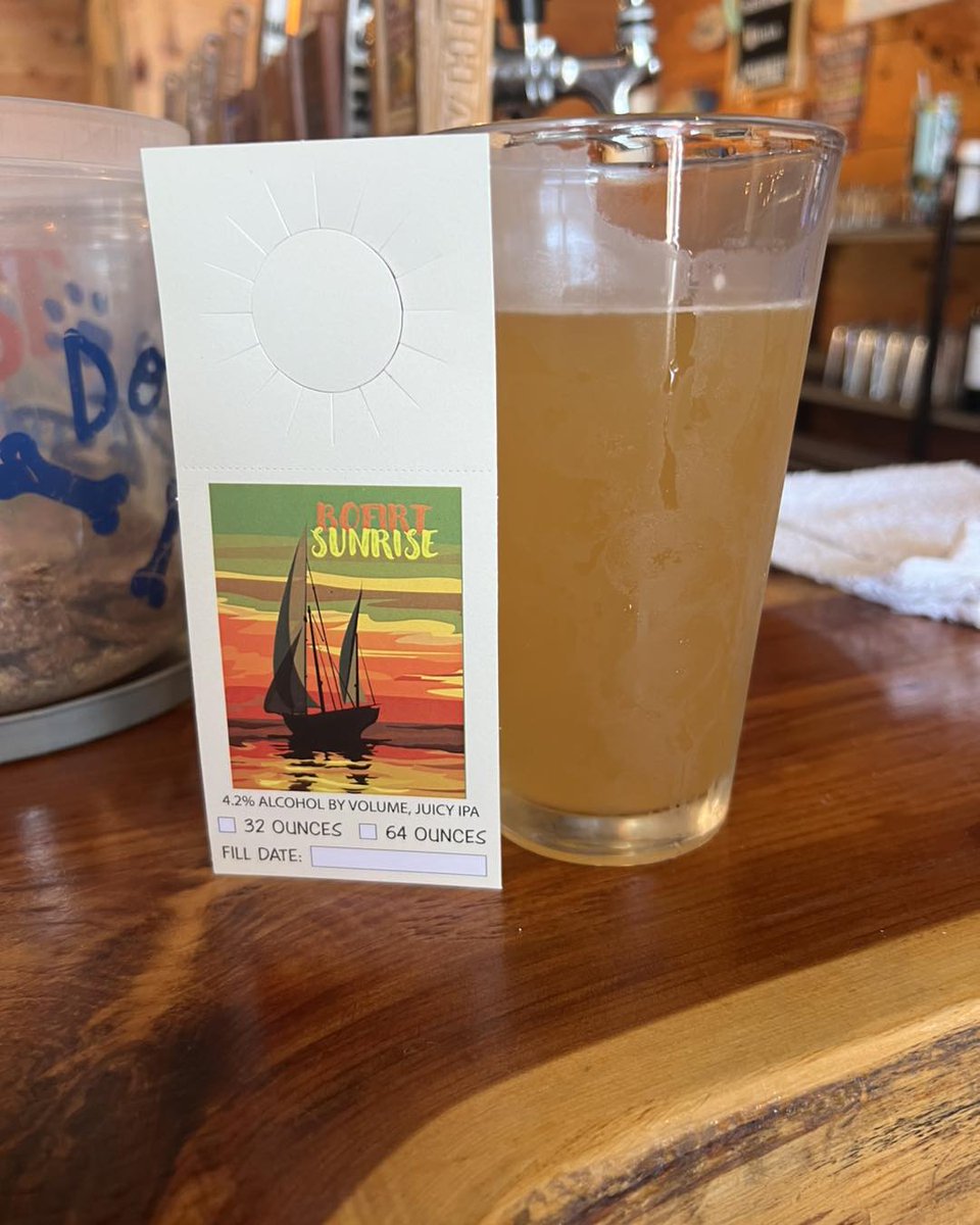 NCAgriculture's tweet image. It's National Beer Day! 🍻

Our state produces many local beers from the mountains to the coast, including @redoakbrew in Whitsett, @loneriderbeer in Raleigh, @RailhouseBrew in Aberdeen, and @MillWhistleBrew in Beaufort. Which is your favorite? #DrinkLocal #NCAgriculture