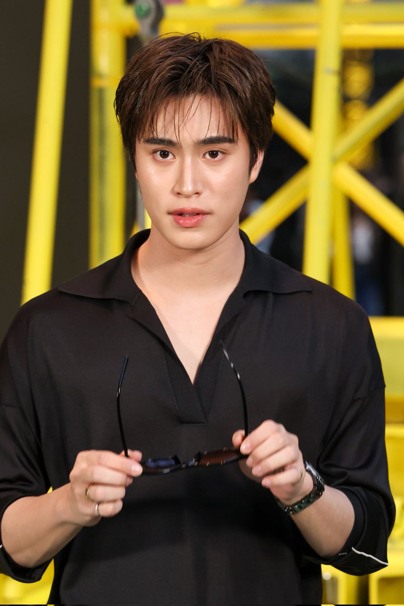 L'Officiel Malaysia tweet media