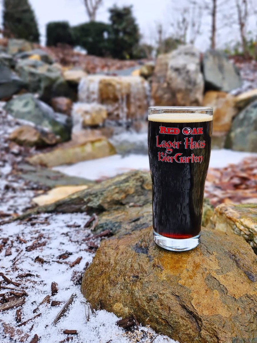 NCAgriculture's tweet image. It's National Beer Day! 🍻

Our state produces many local beers from the mountains to the coast, including @redoakbrew in Whitsett, @loneriderbeer in Raleigh, @RailhouseBrew in Aberdeen, and @MillWhistleBrew in Beaufort. Which is your favorite? #DrinkLocal #NCAgriculture