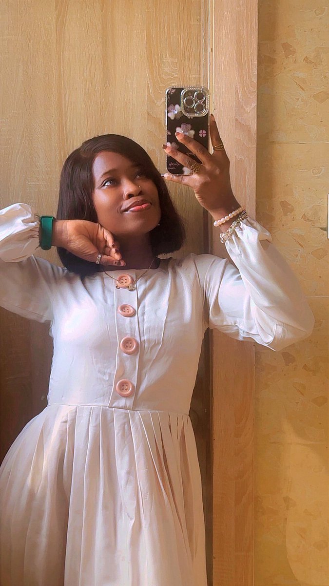 Brownberry Aurora🧸🌹 tweet media