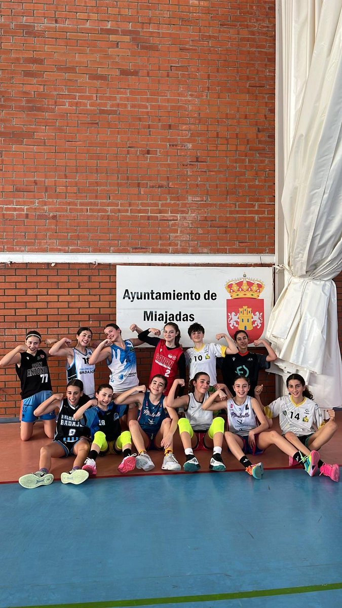 Federación Extremeña de Baloncesto tweet media