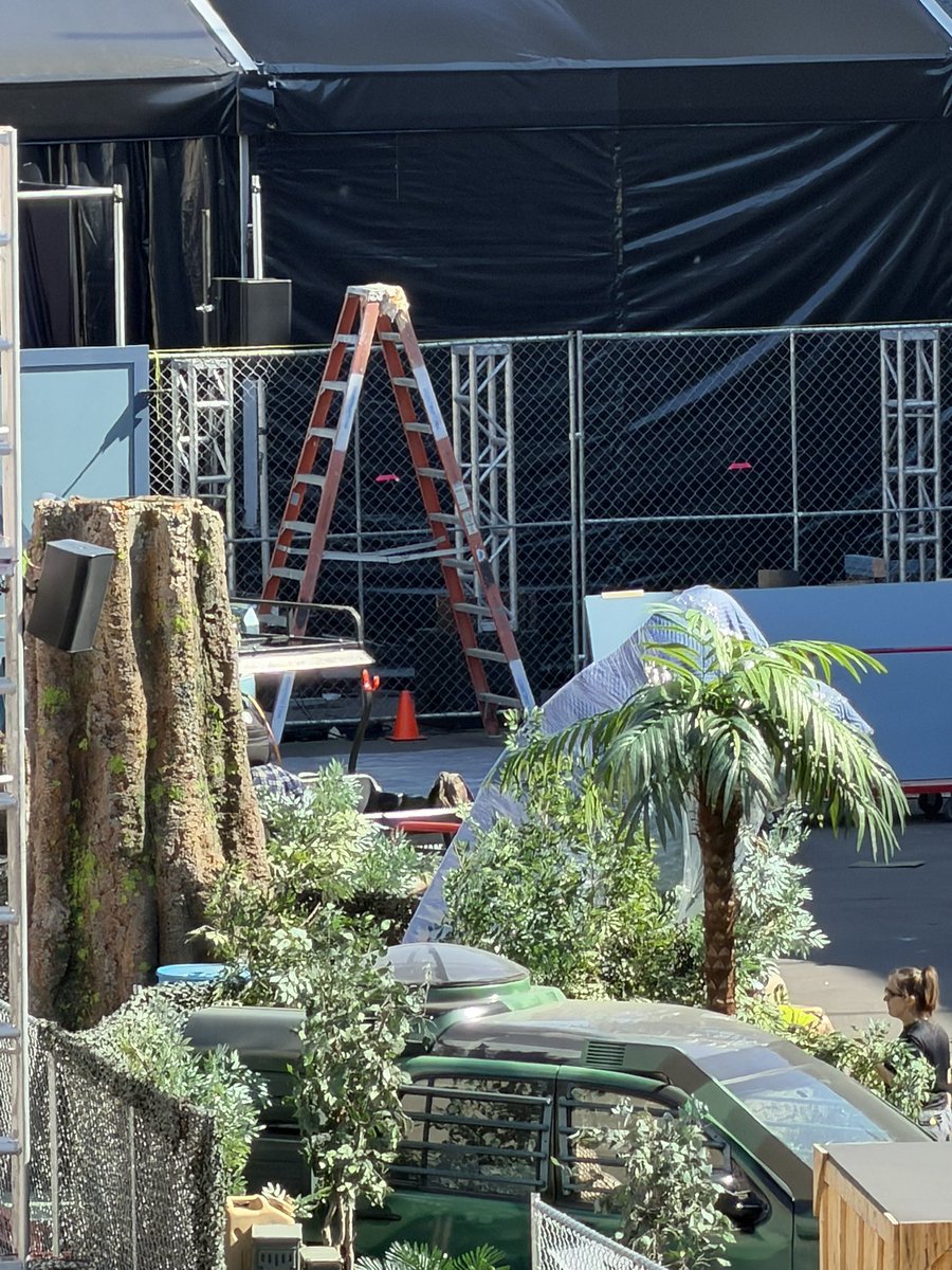 Universal HIGH 🌎 tweet media