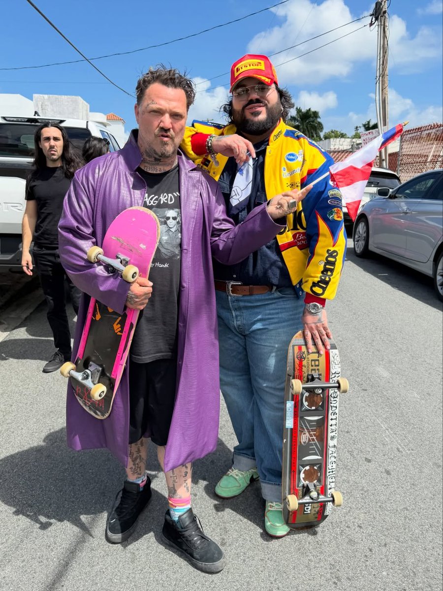 Running With Scissors tweet media