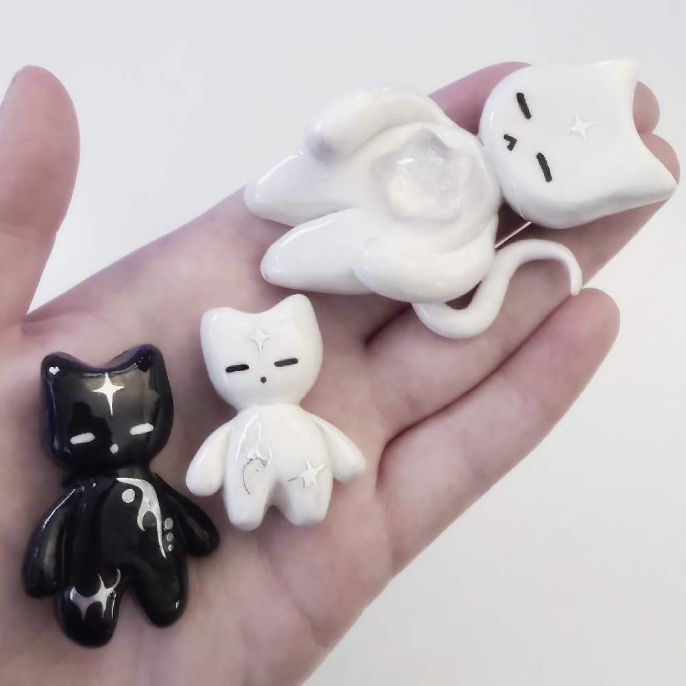 lunedecay's tweet photo. i made some lil guys https://t.co/X7K4x6pAJz