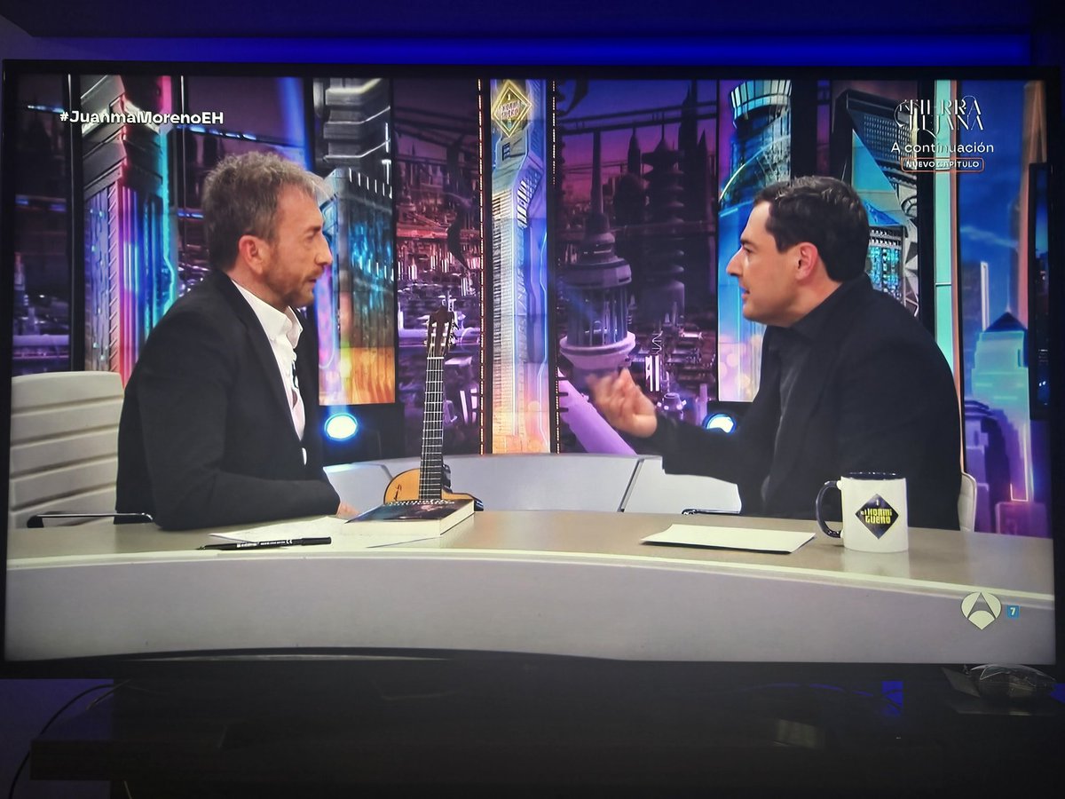 Entrevista de pase corto y al pie.
#JuanmaMorenoEH