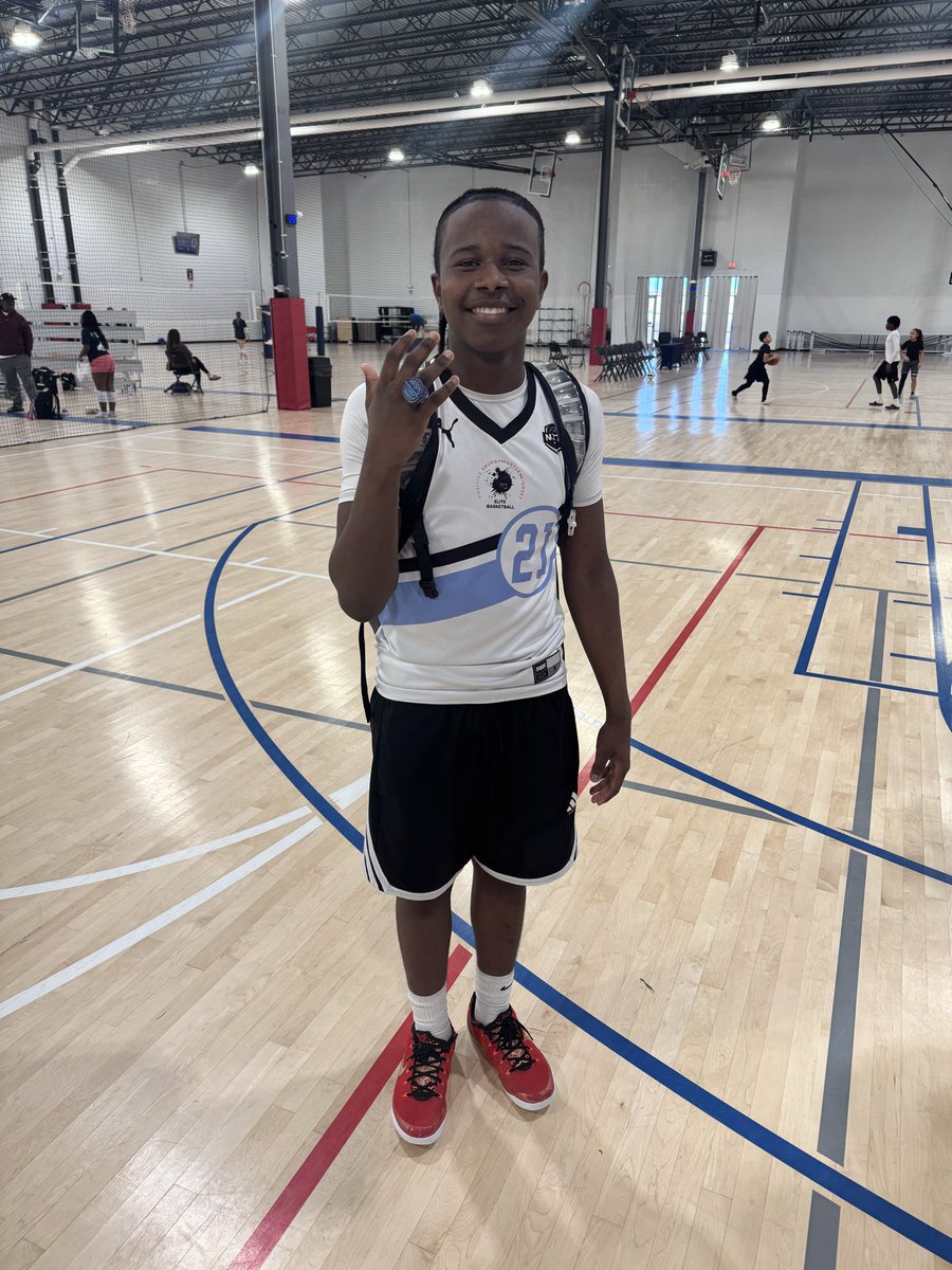 P3 Hoops tweet media