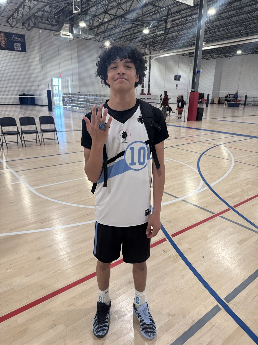 P3 Hoops tweet media