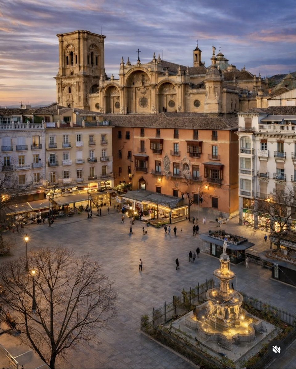 Alvaro_Arque's tweet photo. #Granada https://t.co/WFHzNHLUGX
