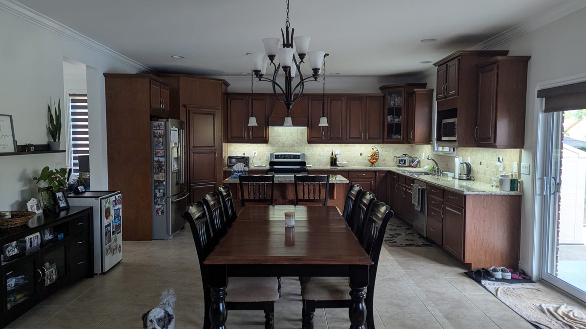 WePaintCabinets's tweet photo. Another happy transformation complete!

From tired  to sleek modern white – this kitchen went from outdated to stunning in under 5 days .

Free quotes always! https://t.co/cadyJv2Pf0
