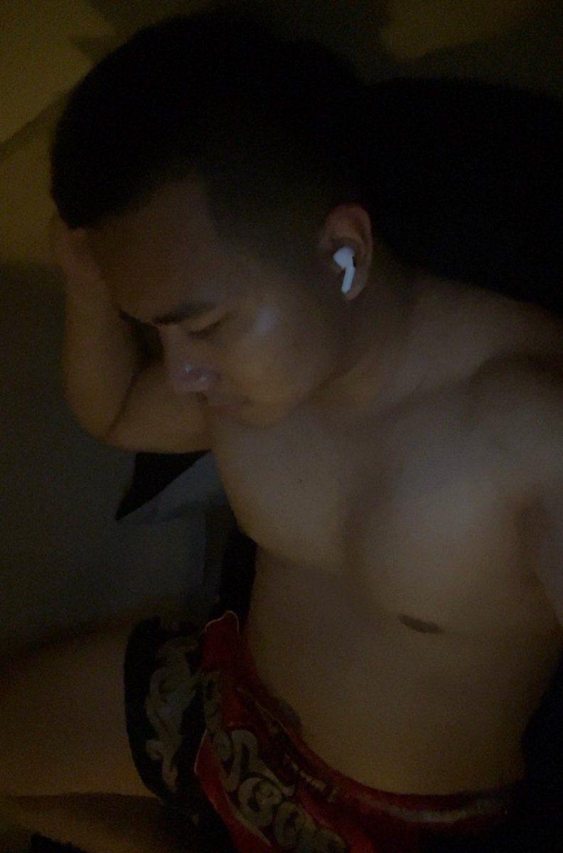 Pyra_xoxo tweet media