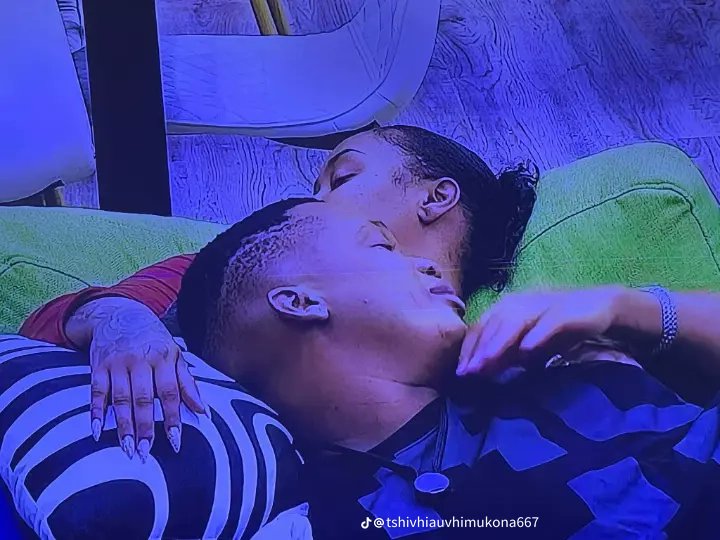 Nathii_Mi's tweet photo. #BBMzansiS6

We have to https://t.co/7eix60qg6v