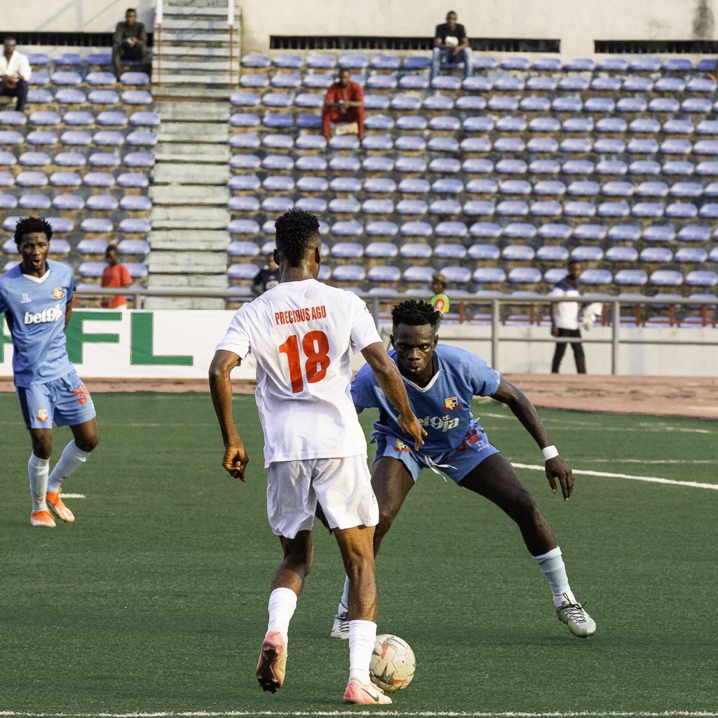 Rangers_Intl's tweet image. First league game.
First assist.

A perfect start in our colours for Precious Agu. 👏🏿🎯

More wins ahead!
Show him some love in the comments 👇🏿

#NPFL #RangersIntlFC #Debut #MatchdayMoments #FootballStory