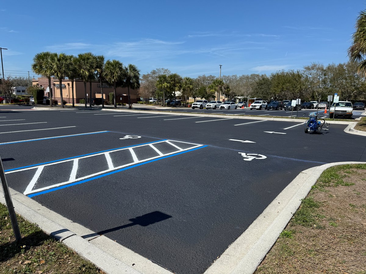 radiantstriping's tweet photo. A $3,000 sealcoat now prevents a $30,000 repave later. Florida sun and rain destroy unprotected asphalt.

210 five-star reviews. Tampa Bay's sealcoating and striping team.

(813) 448-1252

#Sealcoating #Tampa https://t.co/G0tlgfGhGJ
