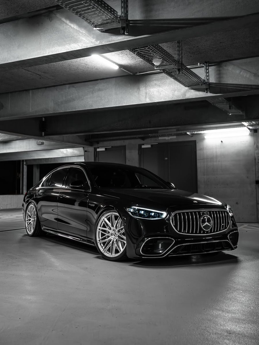 Mercedes-Maybach Luxury tweet media