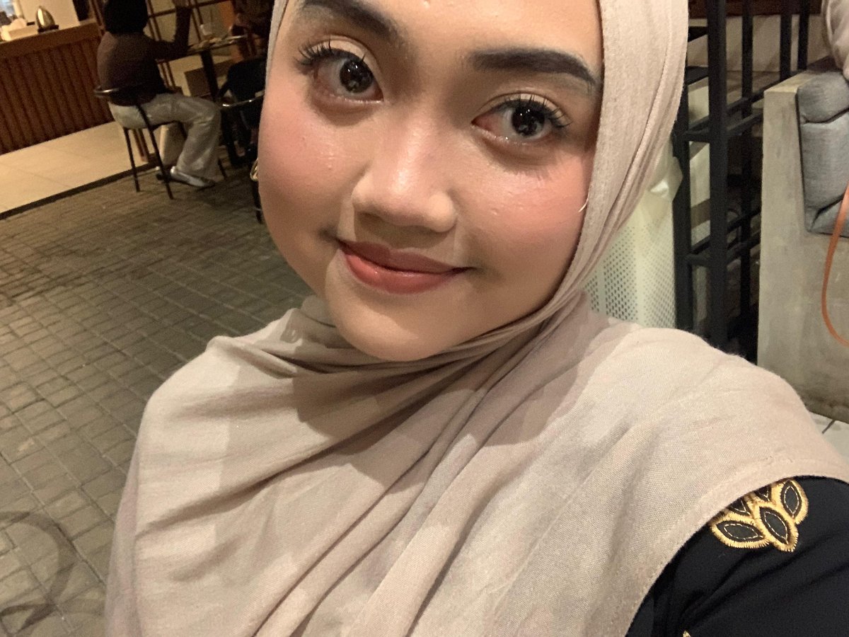 narsoyaa's tweet photo. 💆‍♀️ https://t.co/BJMGowNGO0