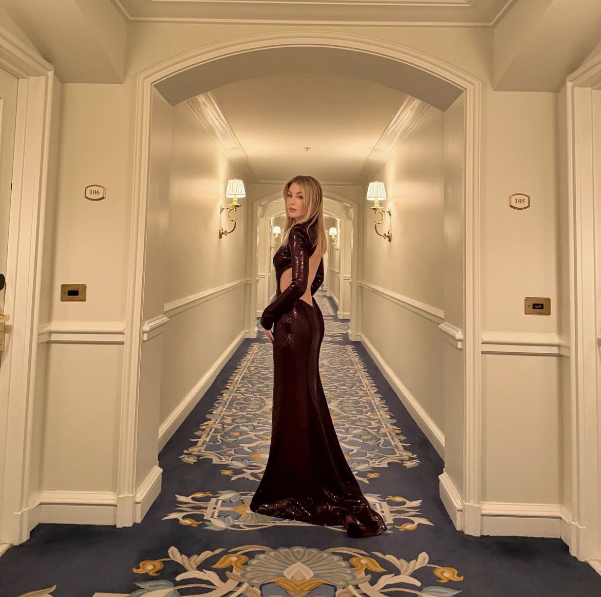 sam 🍒 emilia harcourt akgae tweet media