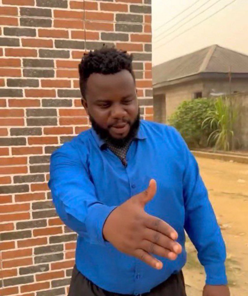 See low views omo my mutuals no dey engage me again 🤦‍♀️😔

If I dey engage you abeg dey return am asap😭 🤝