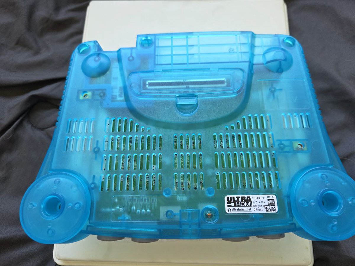 Retro Farm Barn tweet media