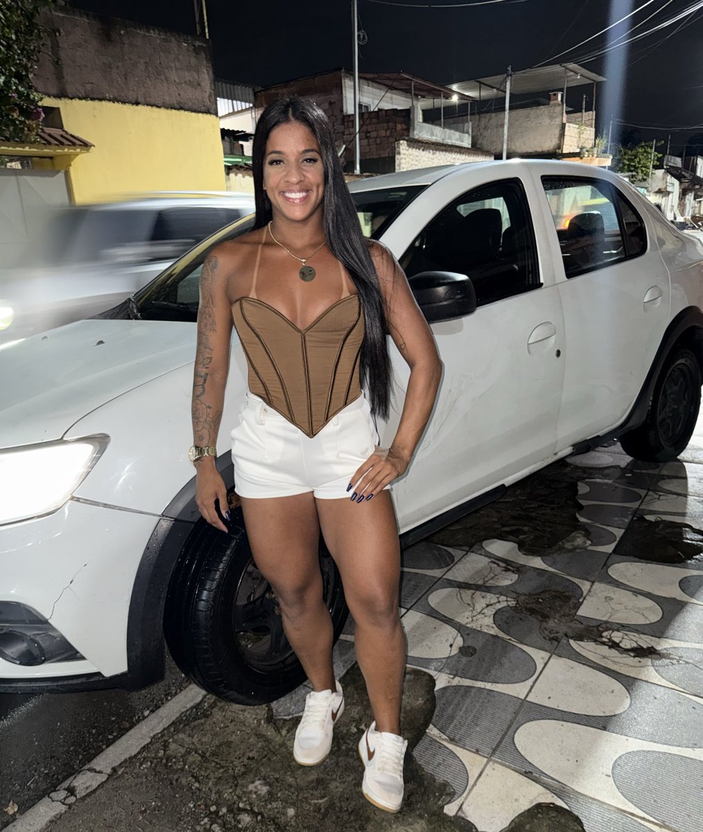 JM__Prado's tweet photo. Pele preta brilha muito, brilho muito, vale muito! ✨🤎 https://t.co/HDjdBLhTO2