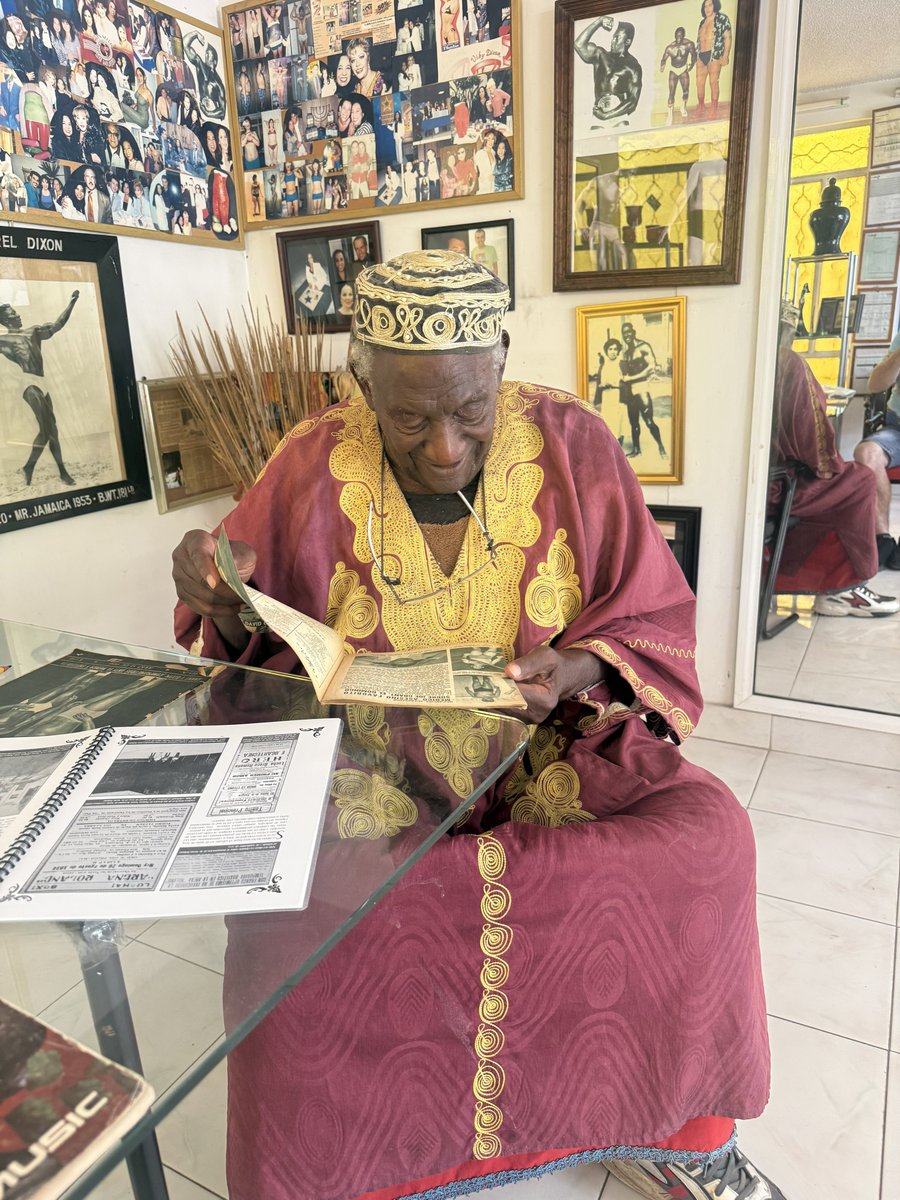 Roy Lucier tweet media