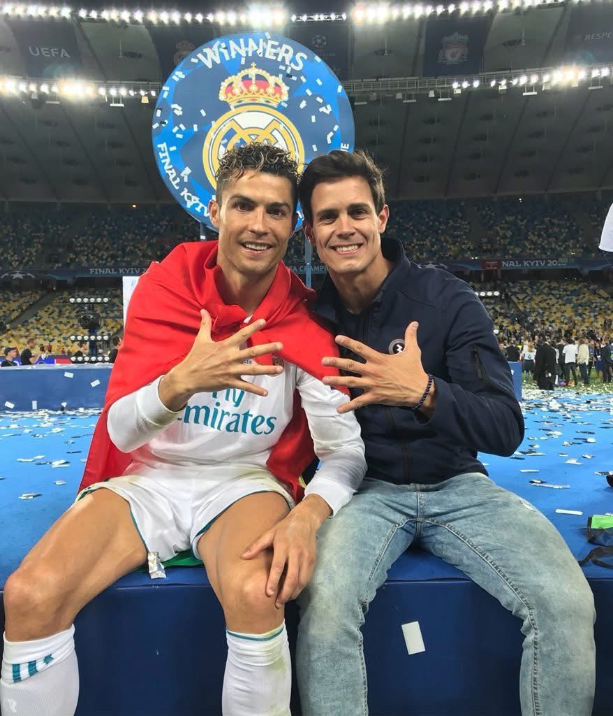 (fan) Trunks tweet media