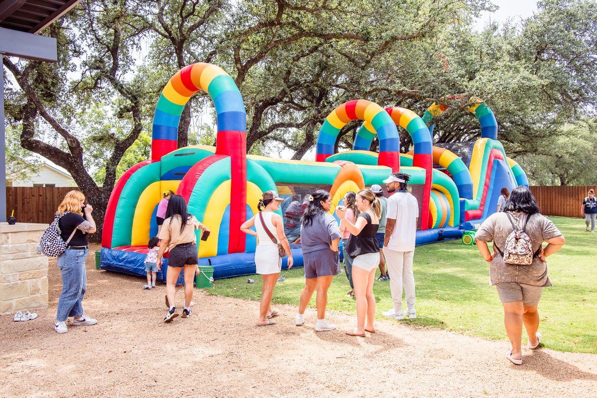 VisitEarlyTexas tweet media