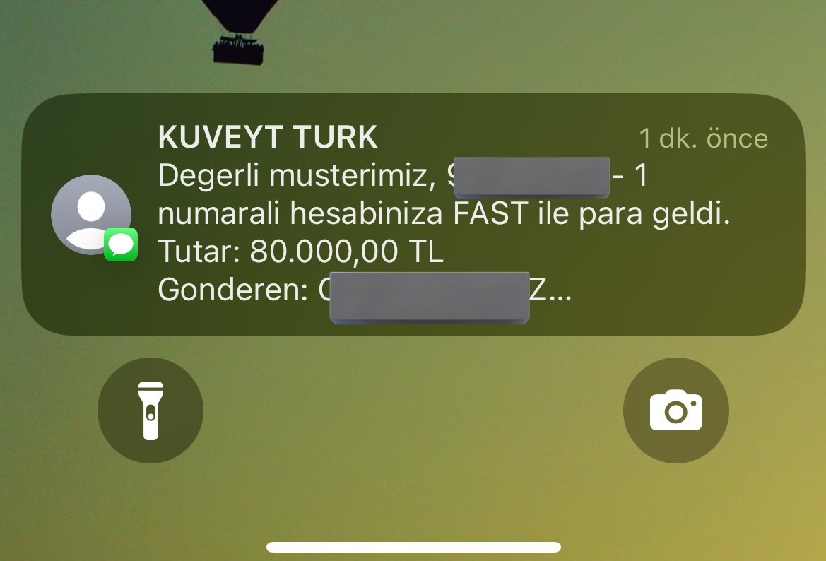 feyzzzzn's tweet photo. Sadece 1 dakikalığına sevinmiştim https://t.co/HLbSskESu5