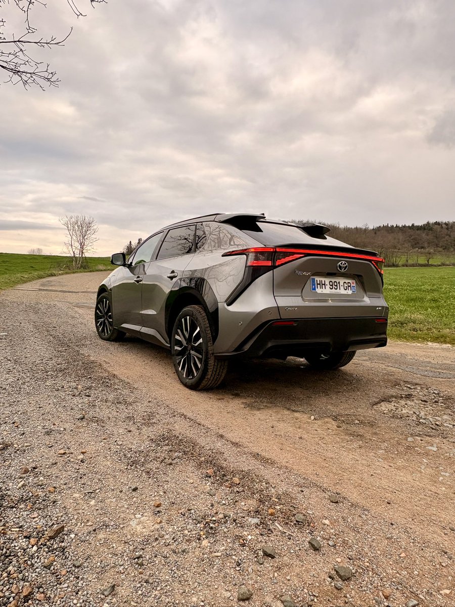 Les Cylindres tweet media