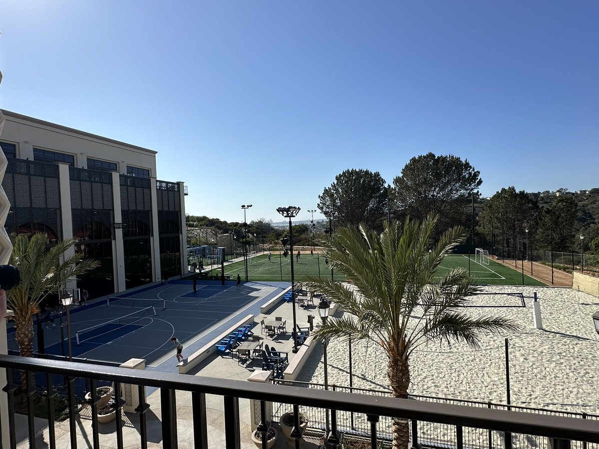 Ryan Hammer🔨 tweet media