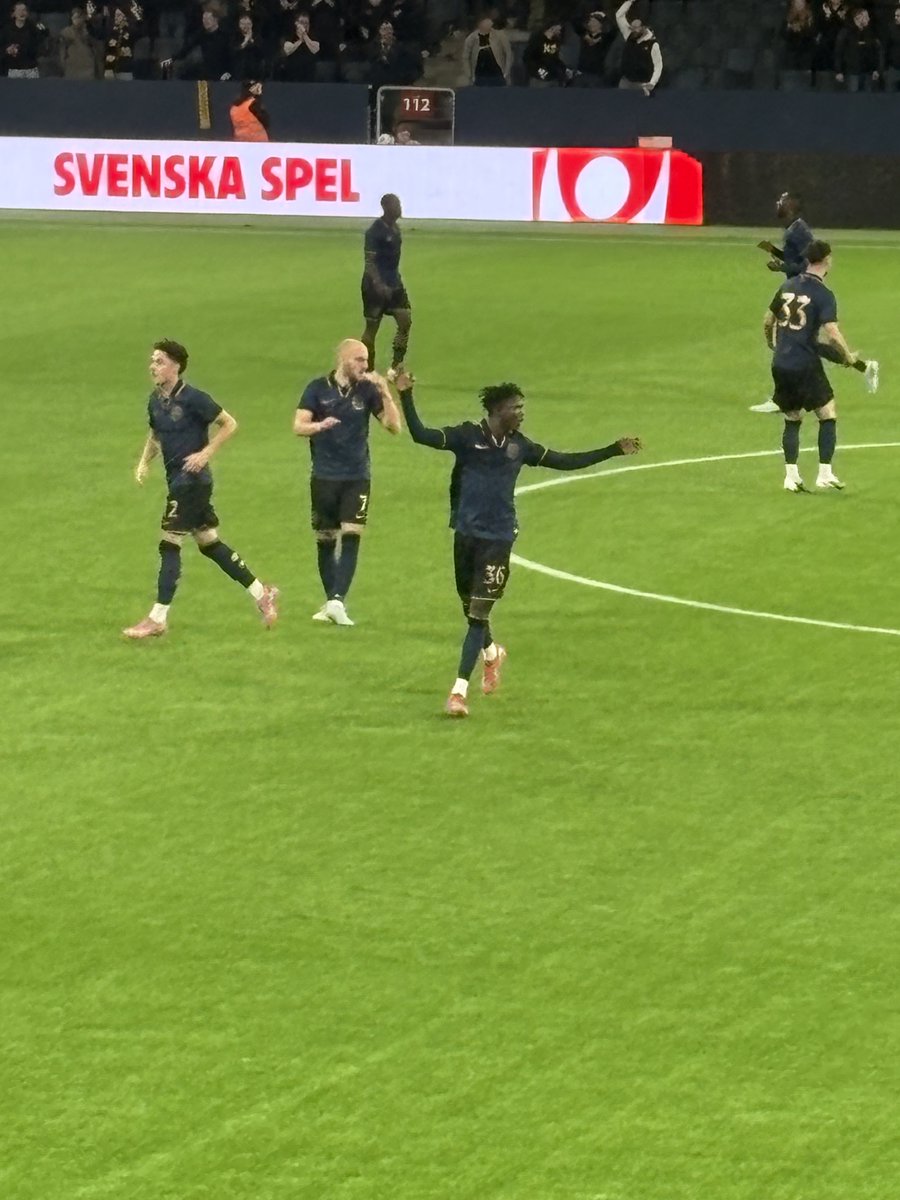 Oisín Cantwell tweet media