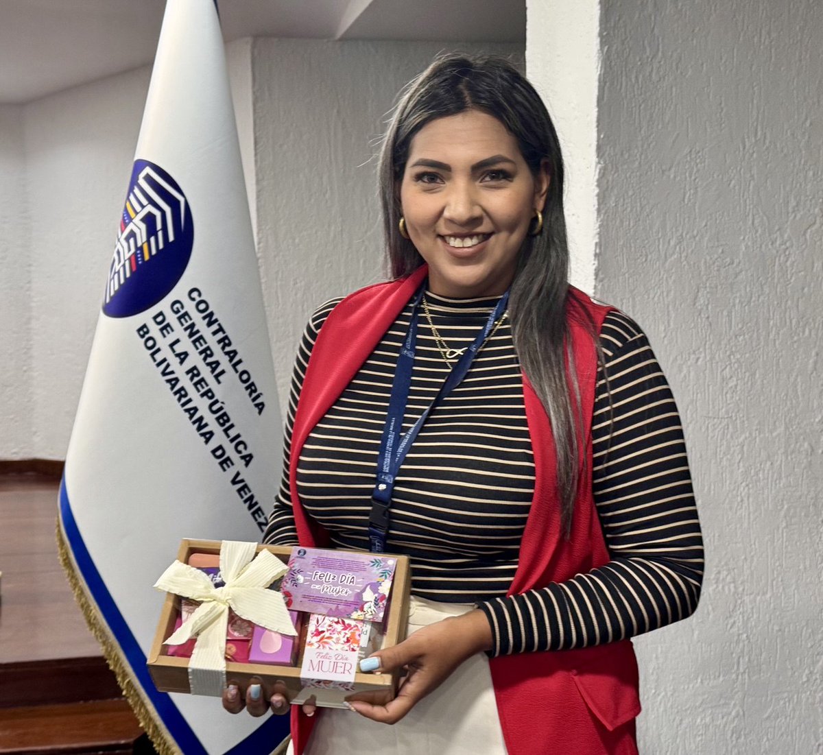 #CGR | En un ambiente cargado de entusiasmo y reconocimiento, la Contraloría General de la República Bolivariana de Venezuela rindió homenaje a las mujeres que integran el Máximo Órgano Contralor, destacando su papel en el fortalecimiento de la gestión pública y el desarrollo.