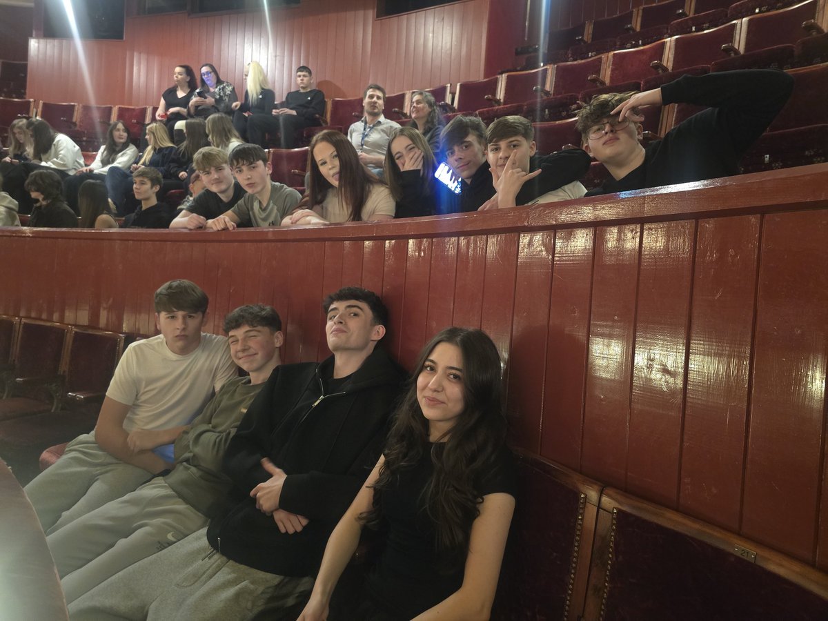 Darton Academy tweet media