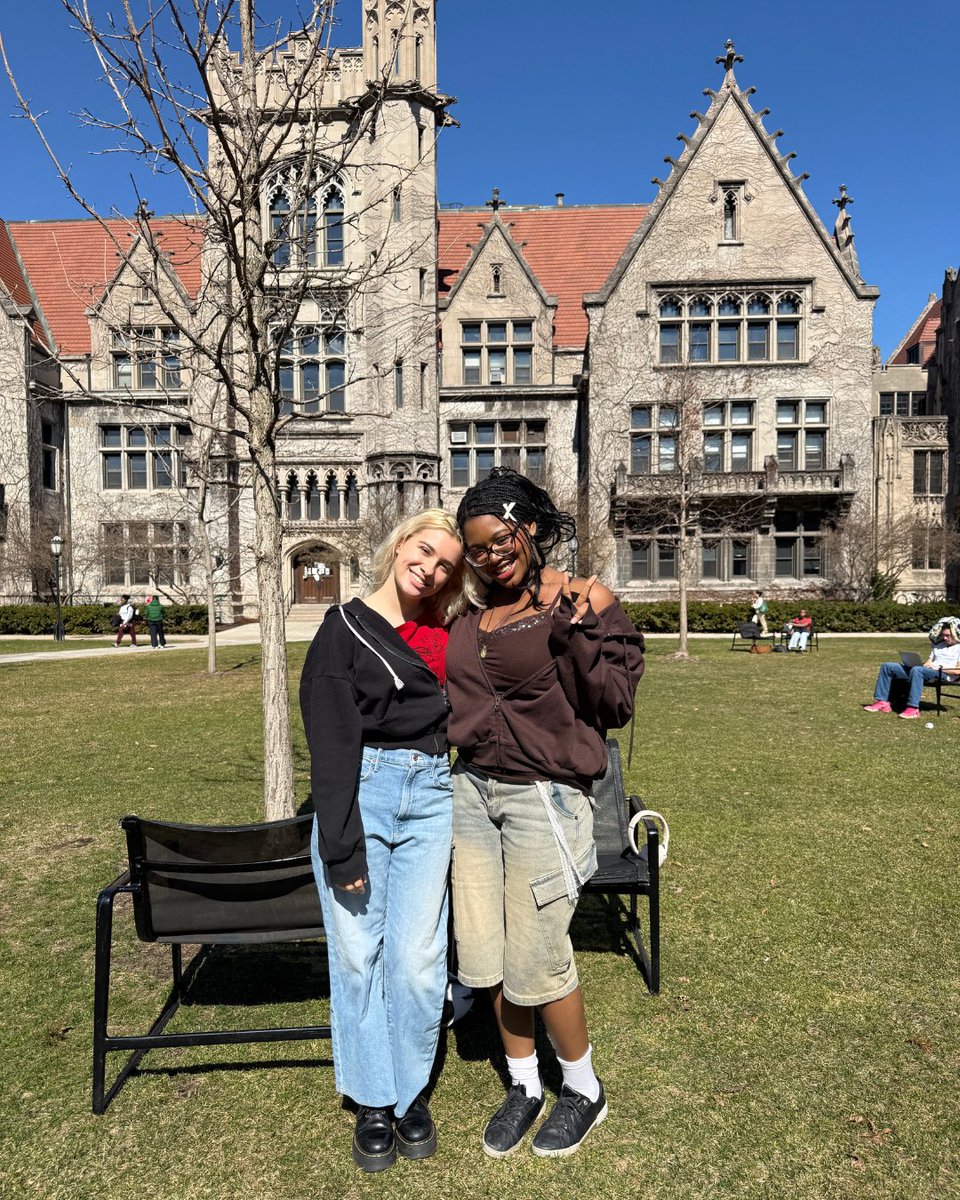 The University of Chicago tweet media