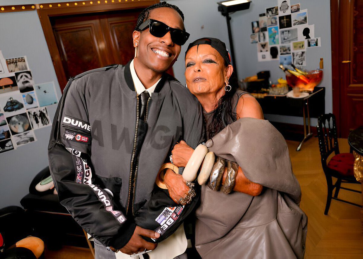 NesTro504 tweet media