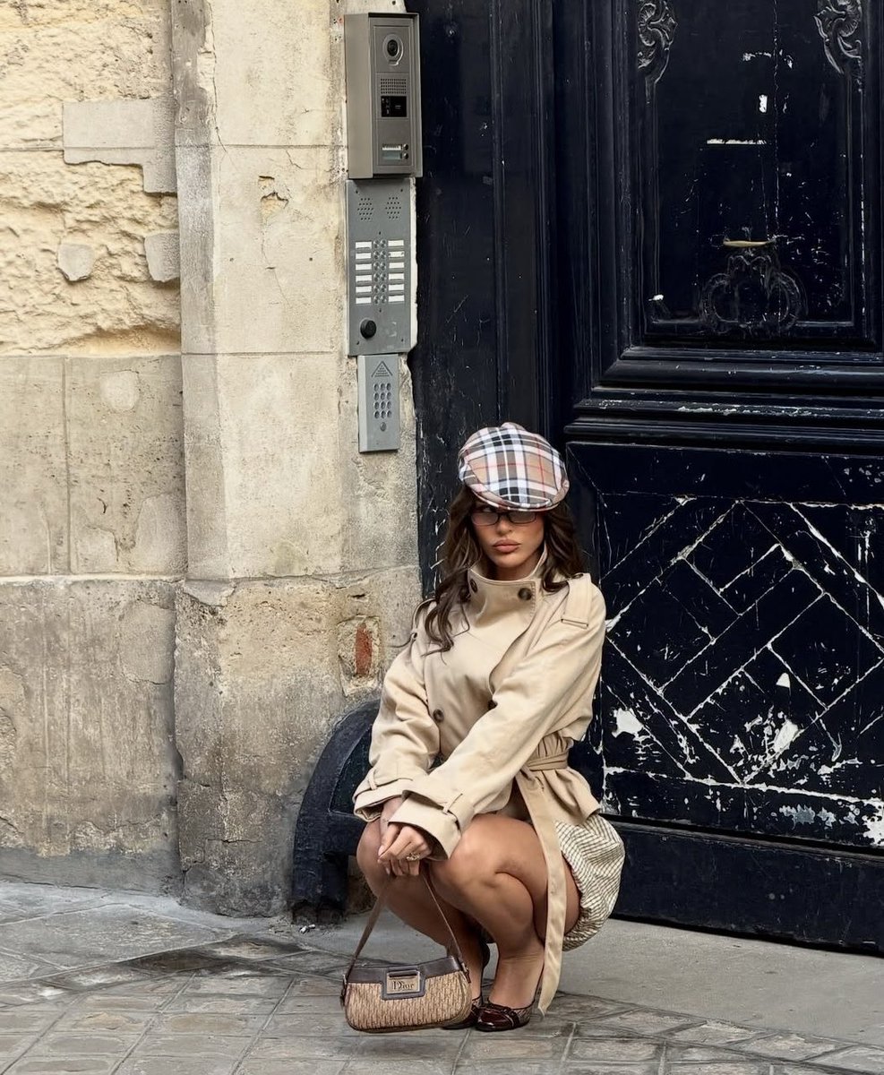 AngelicDrips's tweet photo. Oui to vintage https://t.co/Oysq5GswWx