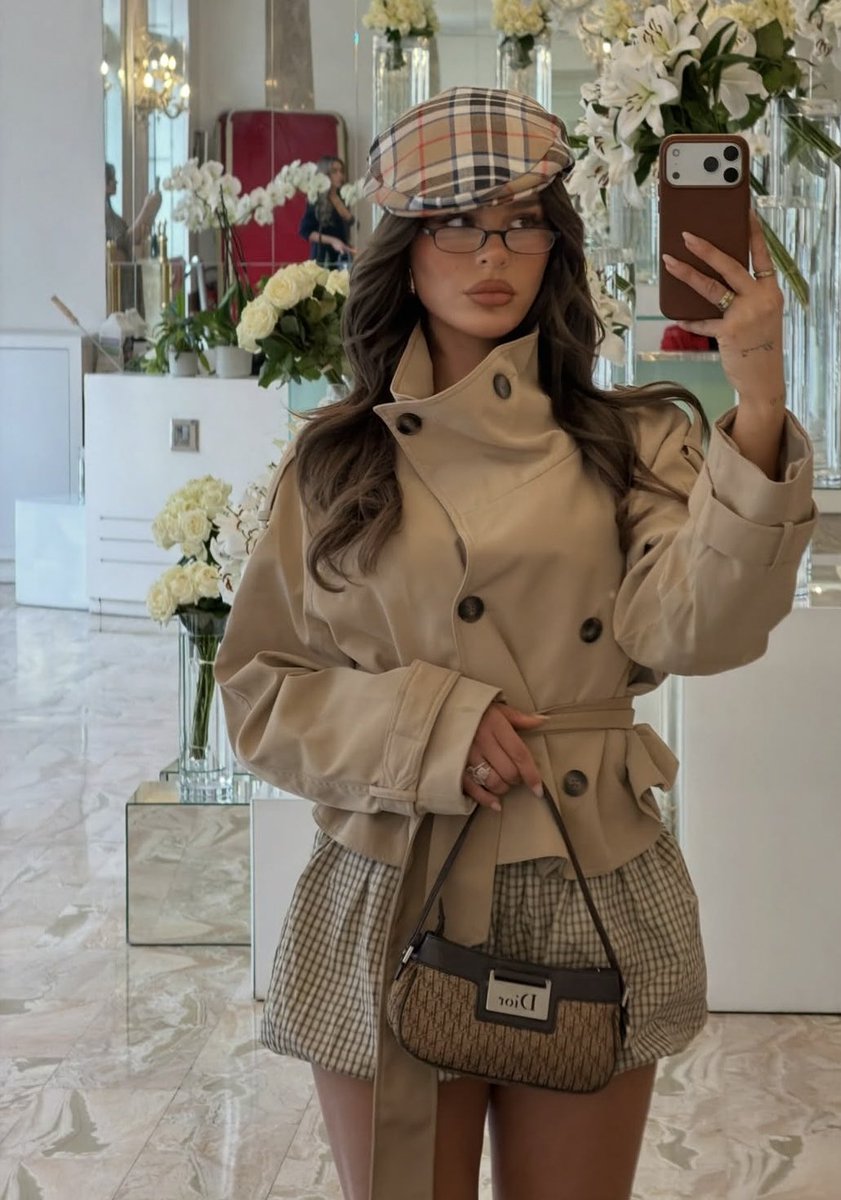 AngelicDrips's tweet photo. Could you tell Paris is my favourite place https://t.co/S6Fu6iU4X6