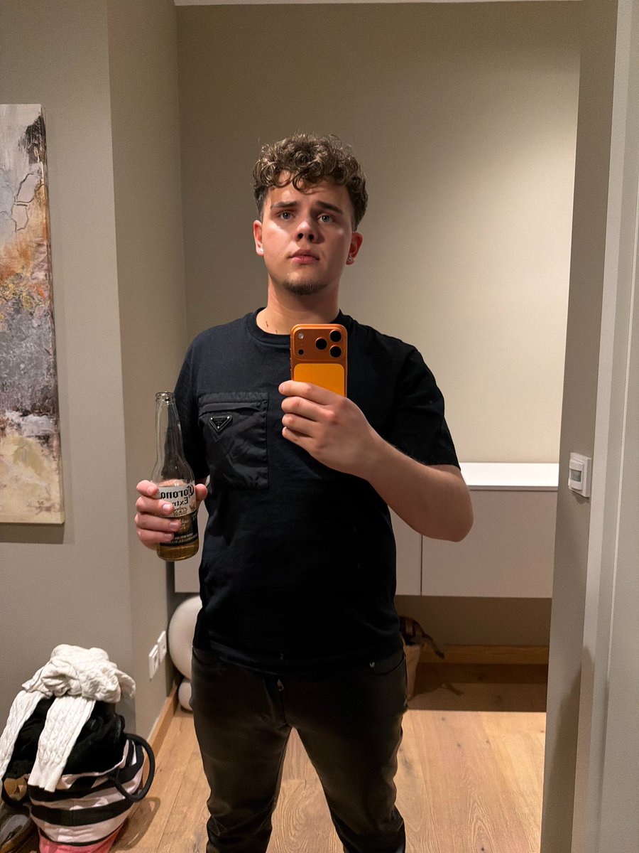 Alpha Lawrence tweet media